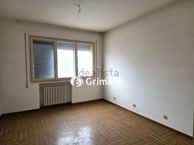 Appartamento in vendita di 283 m² in Via Giacomo Matteotti, 41