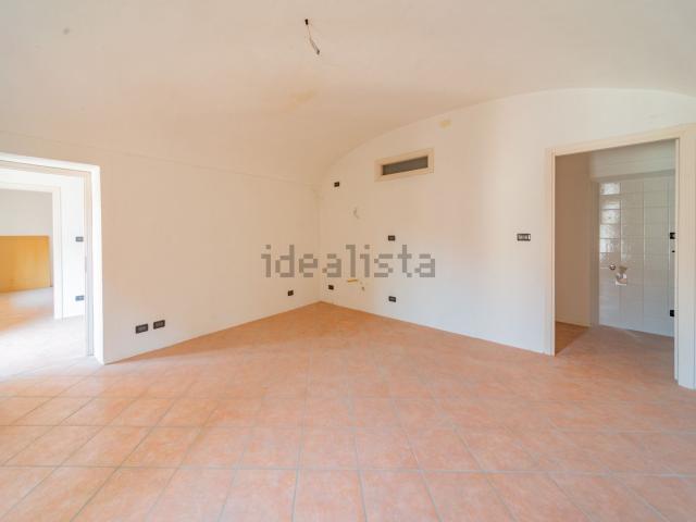 Appartamento in vendita di 284 m² in Via Luigi Cadorna, 4