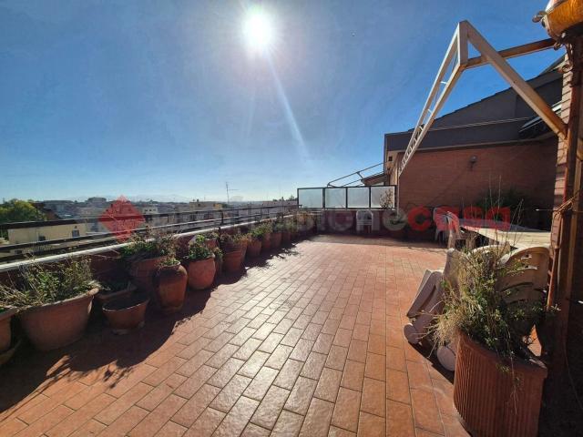 Appartamento in vendita di 285 m² in Via Monviso, 3