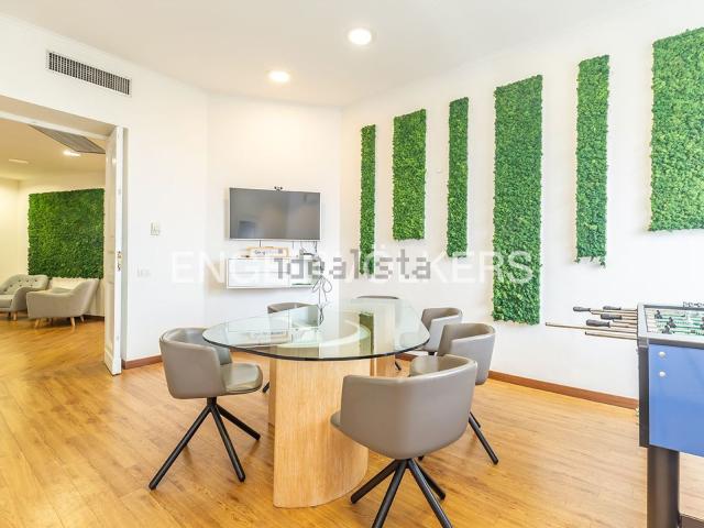 Appartamento in vendita di 285 m² in Via San Martino della Battaglia