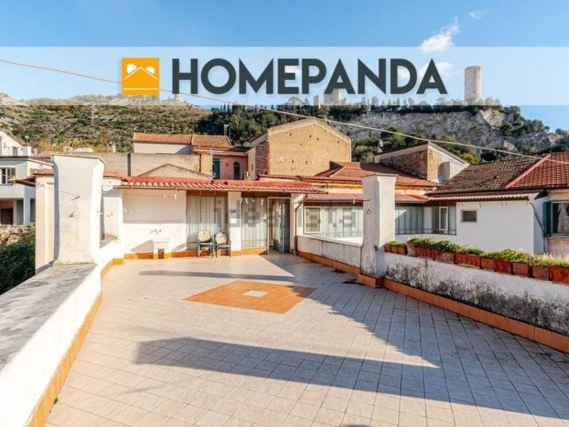 Appartamento in vendita di 285 m² in Via Santacroce, 68