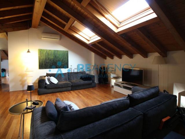 Appartamento in vendita di 285 m² in Via Zanella, 61