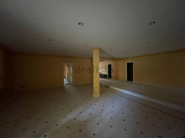 Appartamento in vendita di 285 m² in Strada Milius Ronsaglia, 3