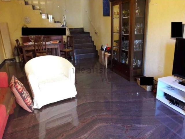 Appartamento in vendita di 286 m² in Via della Cultura, 17