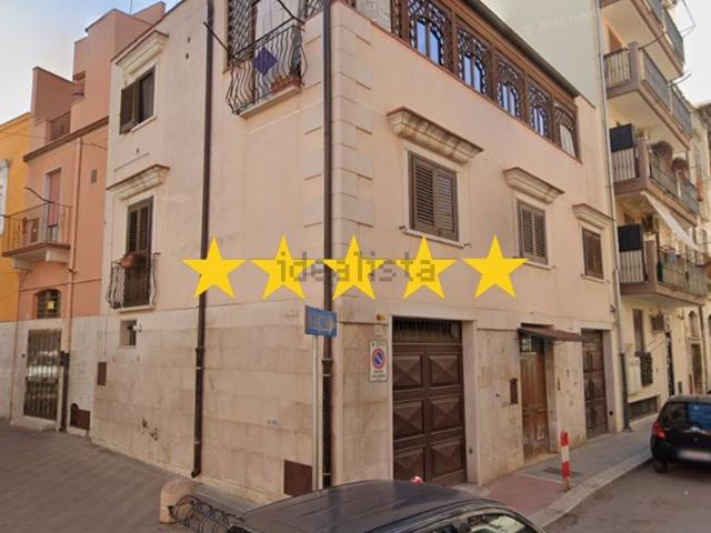 Appartamento in vendita di 286 m² in Via Milazzo, 43