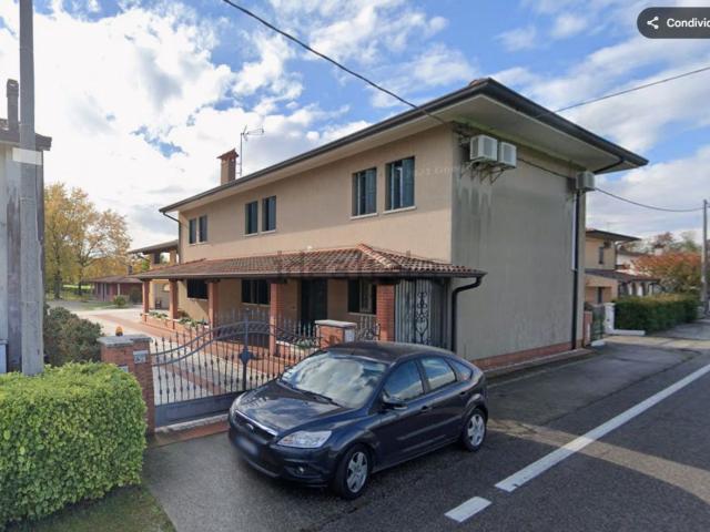 Appartamento in vendita di 286 m² in Via Risorgimento