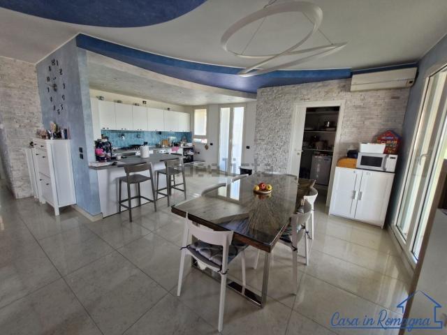 Appartamento in vendita di 287 m² in Via del Sole