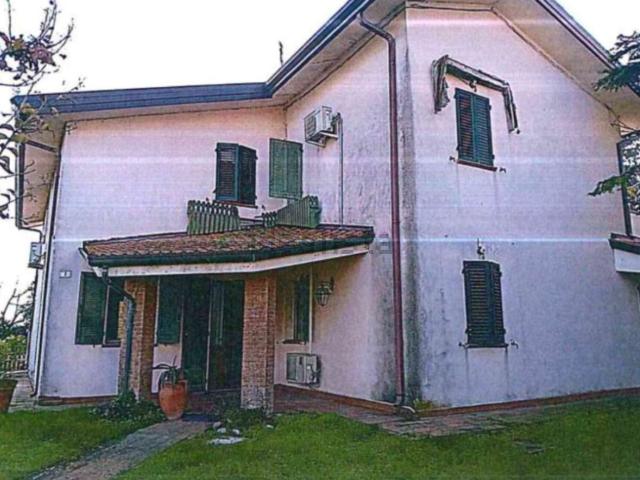 Appartamento in vendita di 288 m² in Via Veneto