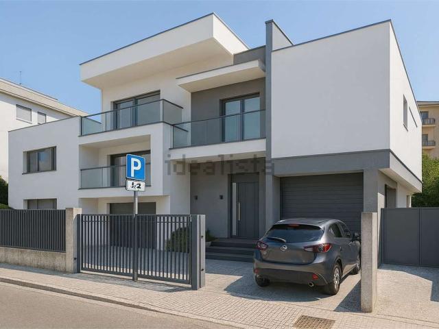 Appartamento in vendita di 289 m² in Via Flaminia, 427