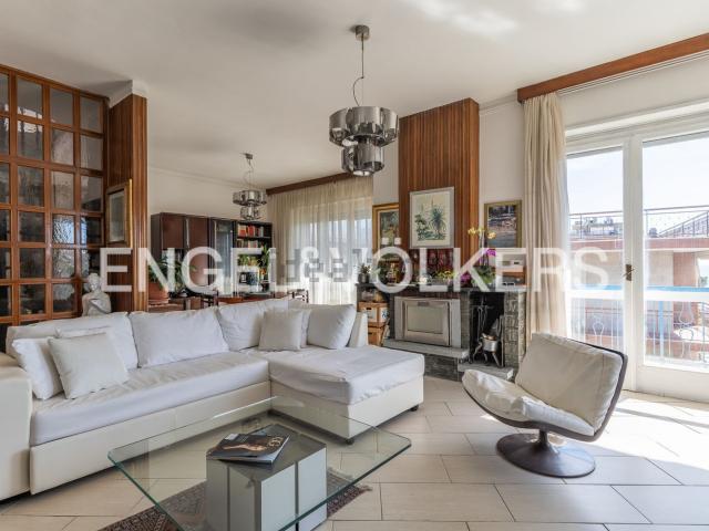 Appartamento in vendita di 289 m² in Viale Kennedy