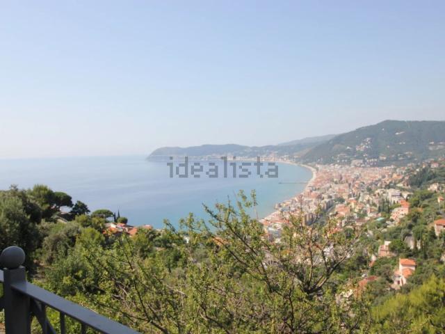 Appartamento in vendita di 290 m² in Via A Solva