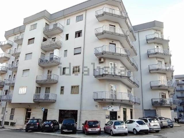 Appartamento in vendita di 290 m² in Via Alessandro Fighera, 100