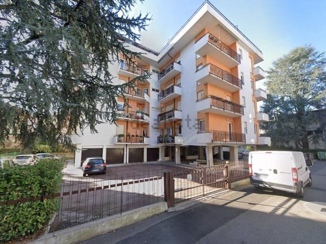 Appartamento in vendita di 290 m² in Via Beato Angelico, 7