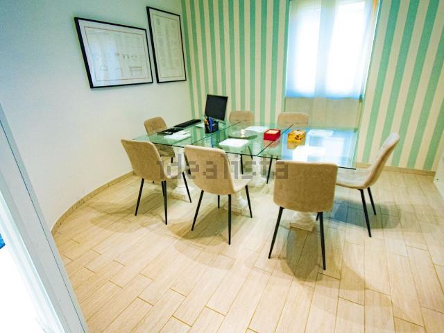 Appartamento in vendita di 290 m² in Via del Teatro Valle, 20