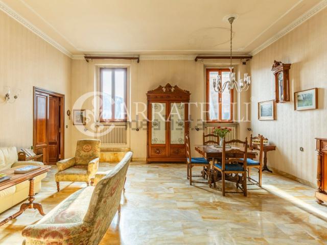 Appartamento in vendita di 290 m² in Via di Gracciano nel Corso, 59