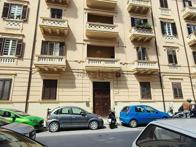 Appartamento in vendita di 290 m² in Via N. Morello, 40