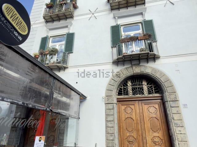 Appartamento in vendita di 290 m² in Via Roma, 162