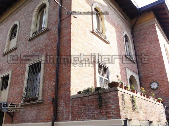 Appartamento in vendita di 290 m² in Via Laura Bassi Veratti, 9
