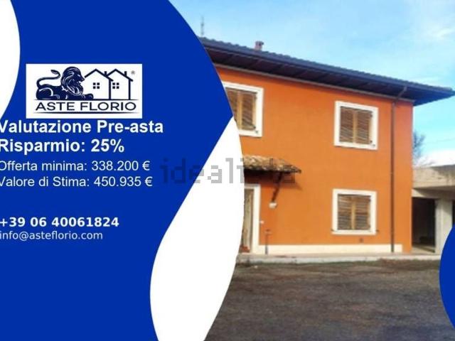 Appartamento in vendita di 291 m² in Via delle Vignole
