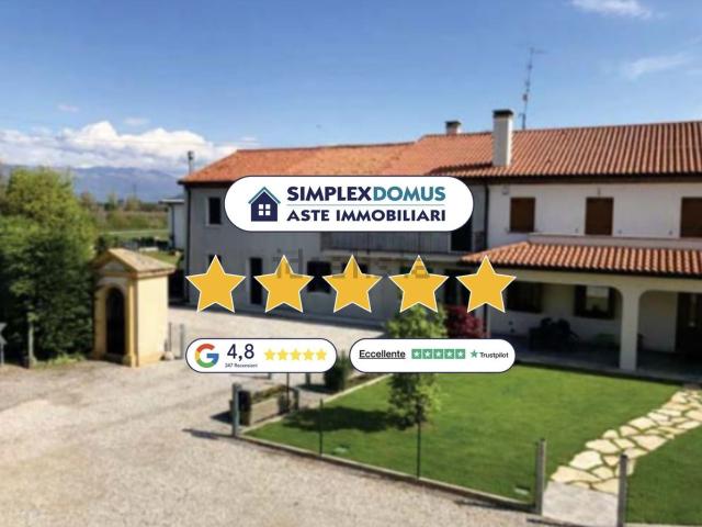 Appartamento in vendita di 291 m² in Via Vallonto