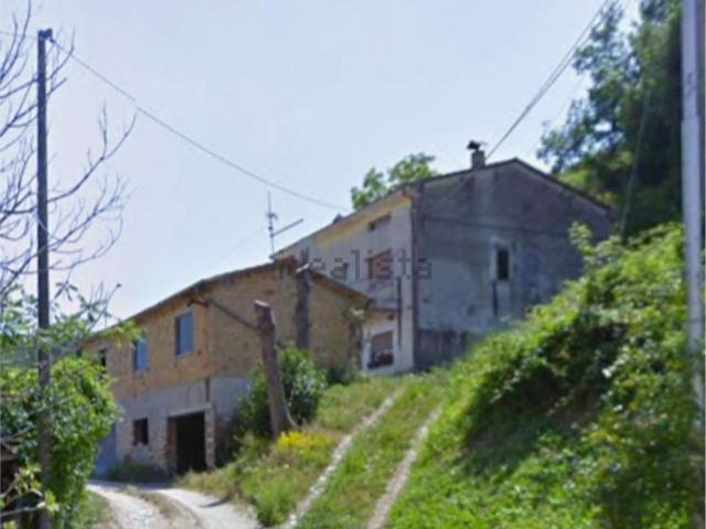 Appartamento in vendita di 291 m² in Località Colondello Strada Monte Paganuccio