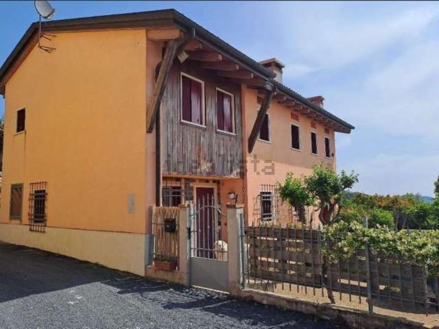 Appartamento in vendita di 293 m² in Via Conche, 103