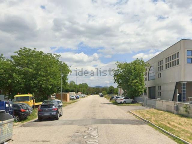 Appartamento in vendita di 293 m² in Via Orazio Giuliani
