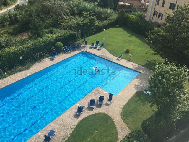 Appartamento in vendita di 293 m² in Via Santi Cosma e Damiano