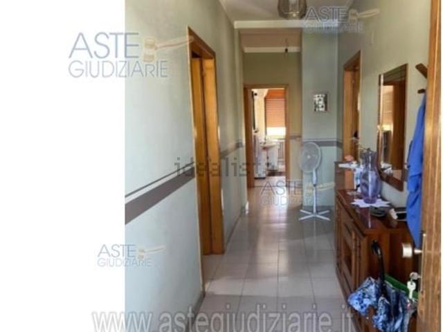 Appartamento in vendita di 294 m² in Contrada Pascone, 8
