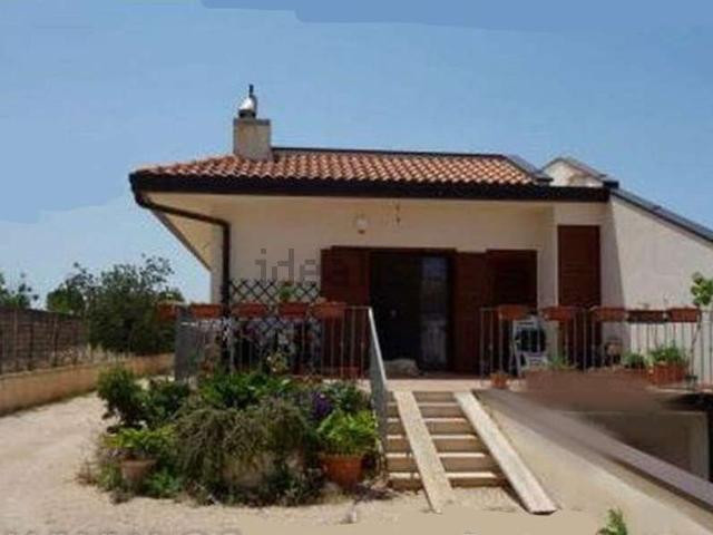 Appartamento in vendita di 295 m² in Via del Canale, 2