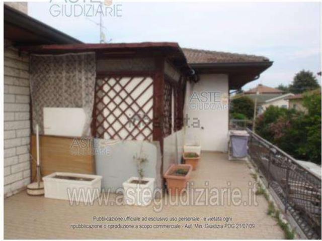 Appartamento in vendita di 295 m² in Via Emilia, 396