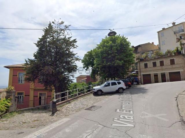 Appartamento in vendita di 295 m² in Via Ermete Di Battista