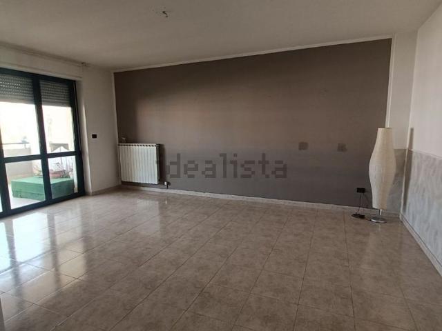 Appartamento in vendita di 296 m² in Via di Sotto, 3