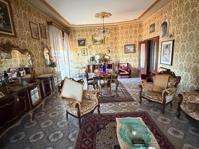 Appartamento in vendita di 297 m²