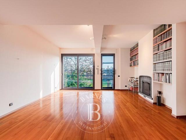 Appartamento in vendita di 297 m² in Via Cortina d&apos Ampezzo, 25