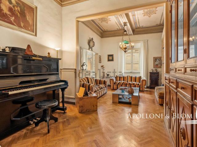 Appartamento in vendita di 297 m² in Via di Gracciano nel Corso, 87