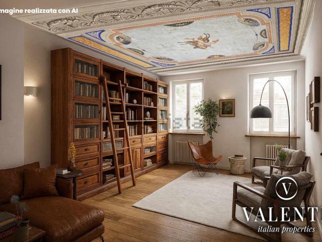 Appartamento in vendita di 298 m² in Via Fillungo, 153