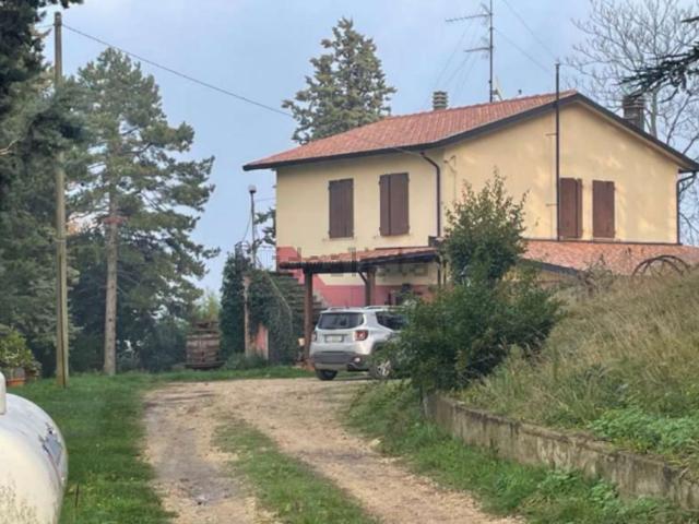 Appartamento in vendita di 298 m² in Via Raggi