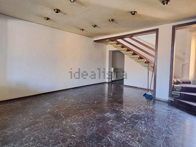 Appartamento in vendita di 298 m² in Piazza San Francesco