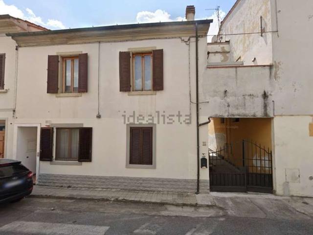 Appartamento in vendita di 299 m² in Via Santini Adelmo, 30