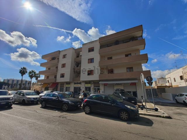 Appartamento in vendita di 29 m² in Via Adriatica, 83
