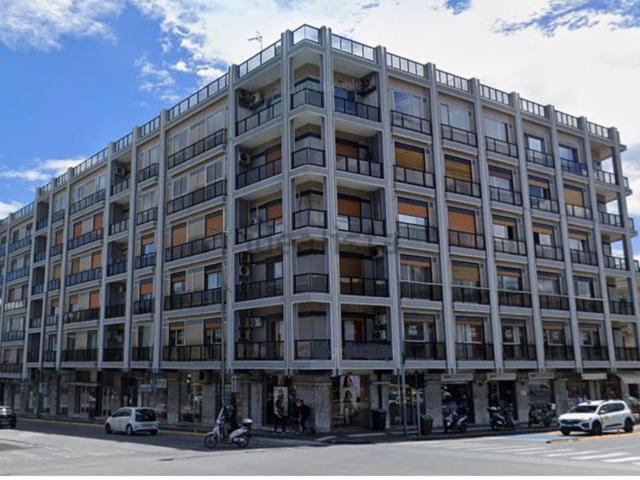 Appartamento in vendita di 3000 m² in Viale Boccetta, 15