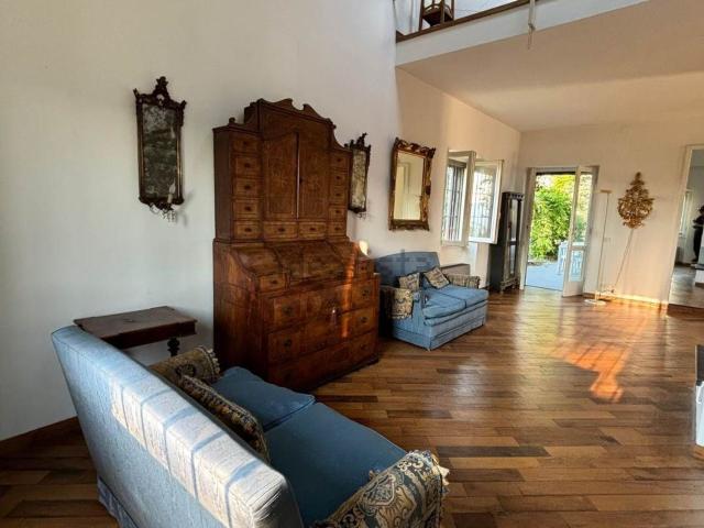 Appartamento in vendita di 300 m²