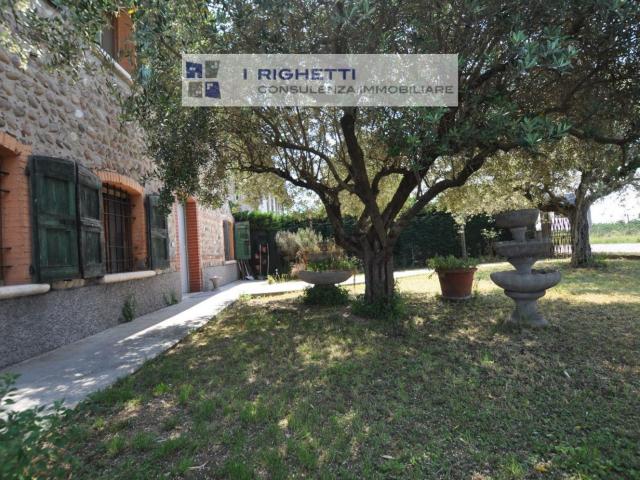 Appartamento in vendita di 300 m² in Via Palù, 8