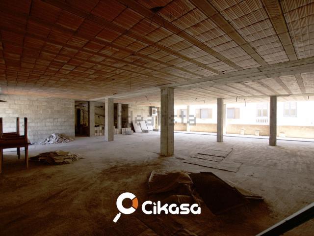 Appartamento in vendita di 300 m² in Via Cagliari