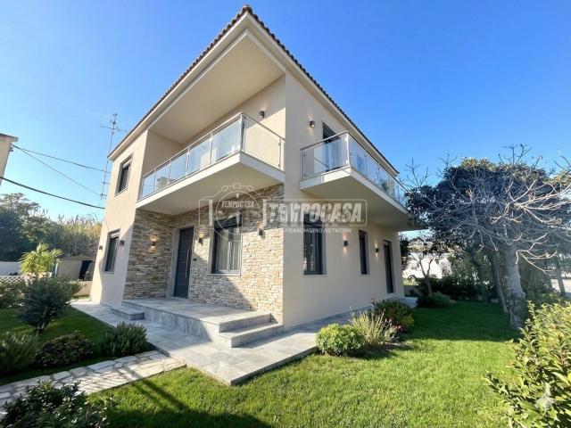 Appartamento in vendita di 300 m² in Via Caravaggio