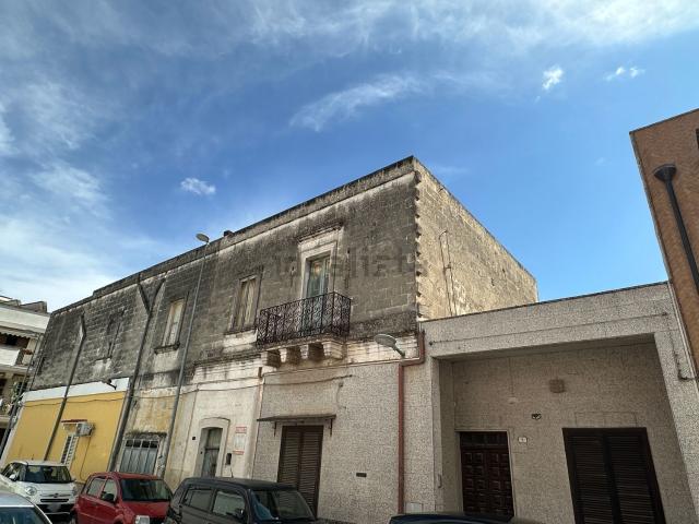 Appartamento in vendita di 300 m² in Via Giuseppe Galliano, 6