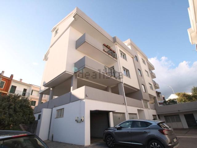 Appartamento in vendita di 300 m² in Via Don Gavino Lai, 12