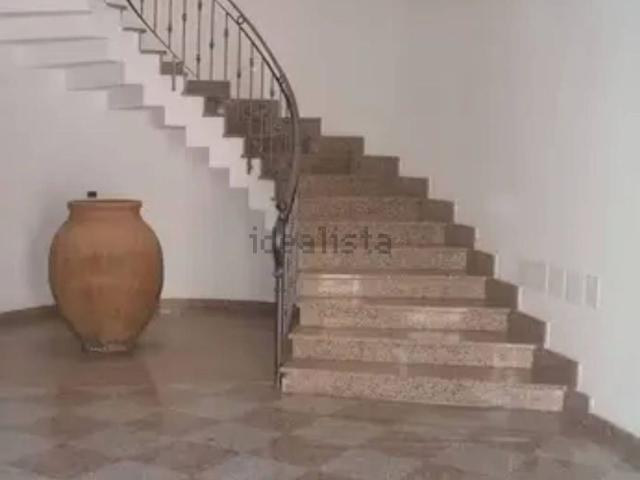 Appartamento in vendita di 300 m² in Via dei Tigli