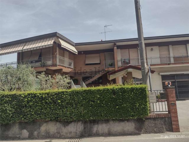Appartamento in vendita di 300 m² in Via Falcinello, 26